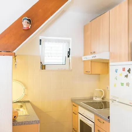 Ferienhaus Fuer 6 Personen Ca 105 Qm In Orebic, Dalmatien Sueddalmatien *