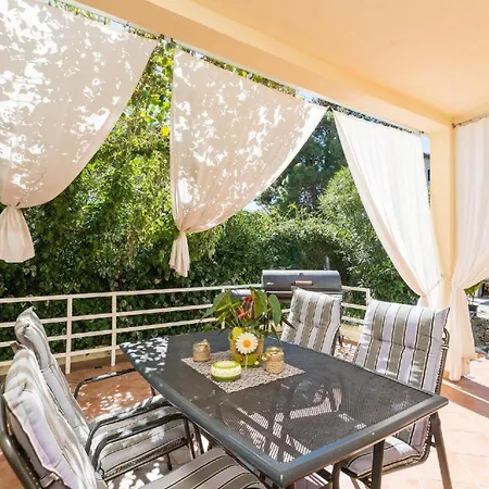 Ferienhaus Fuer 6 Personen Ca 105 Qm In Orebic, Dalmatien Sueddalmatien * オレビック